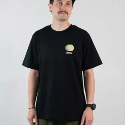 T-Shirt Masters Logo Svart-The Gimme Tour Clearance